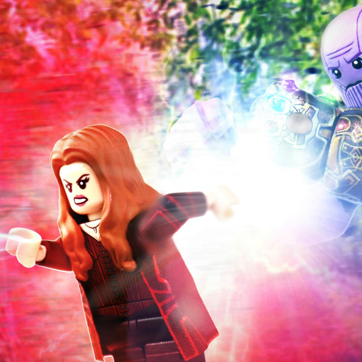 SITE VERSION Avengers Infinity War - Scarlet Witch vs Thanos Photo V2 (Without Logo)