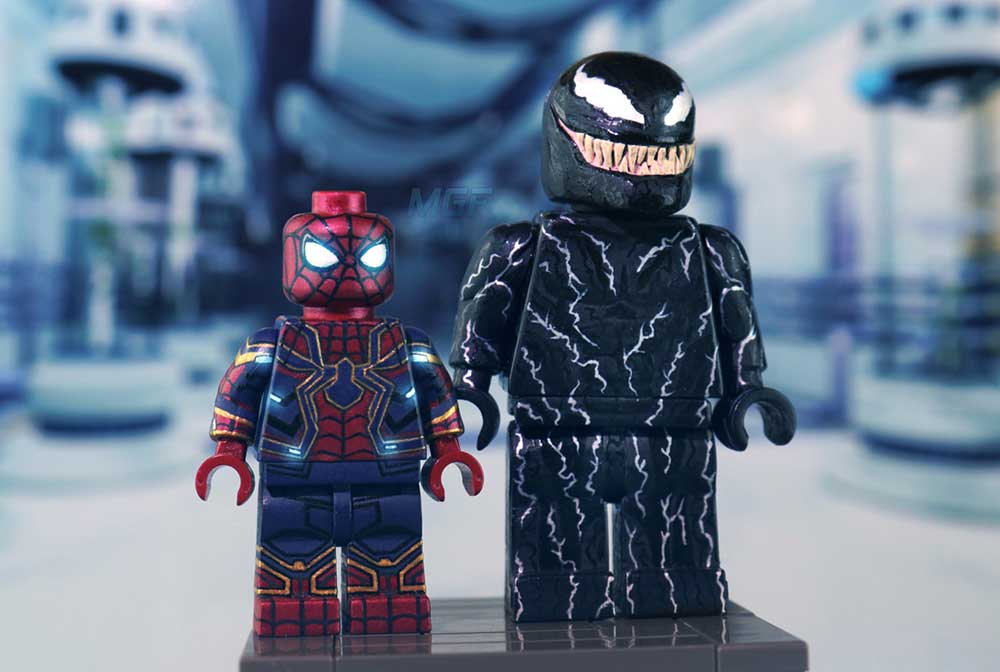 SITE-VERSION-VENOM-&-Iron-Spider-(With-Logo)